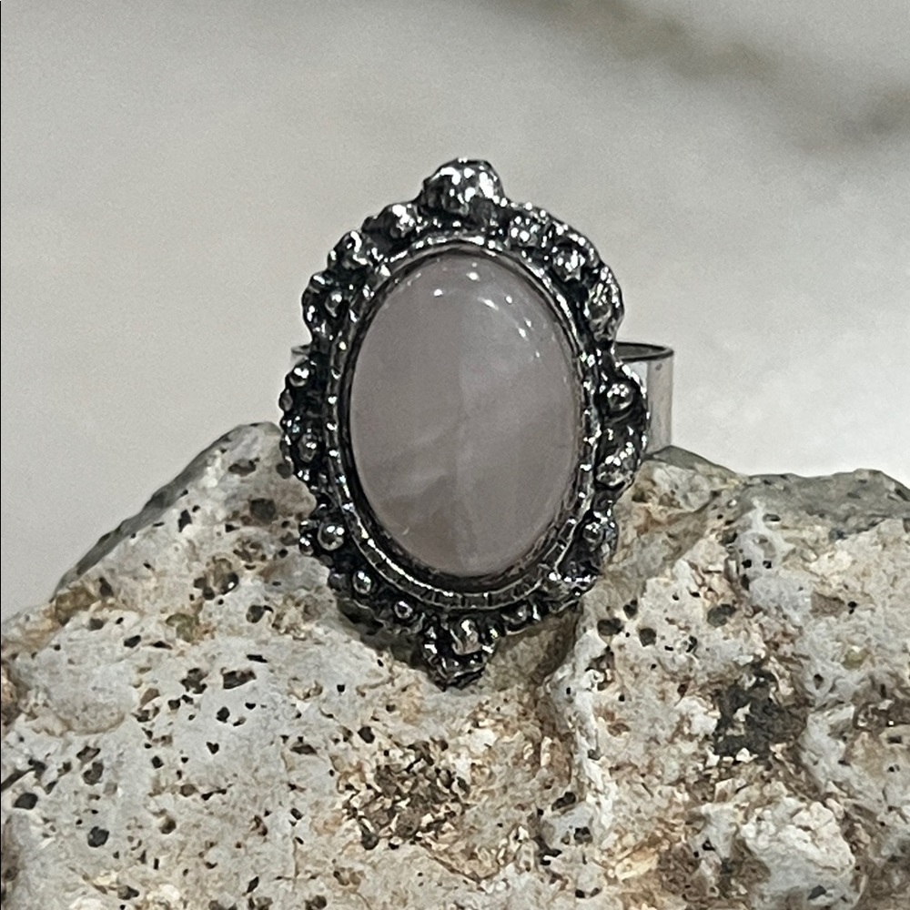 New Antiqued Rose Quartz Stone Ring